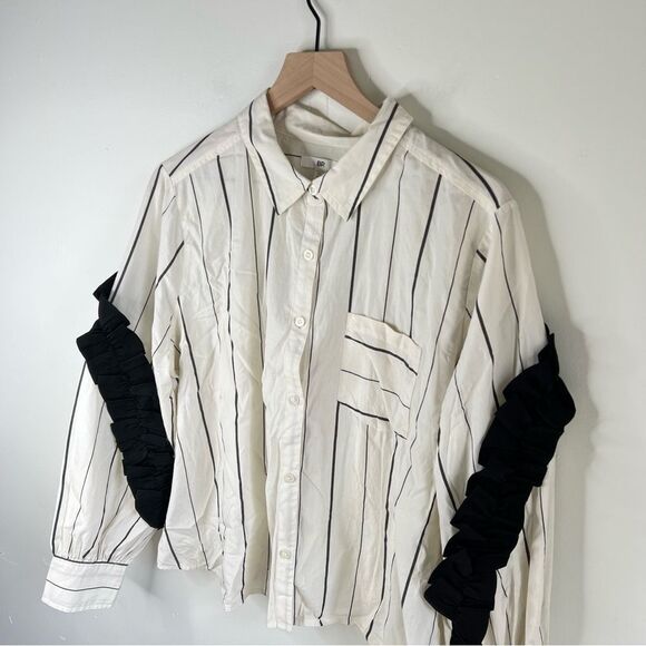 BP White and Black Striped Shirt with Ruffle Sleeves size XL - Picture 2 of 8